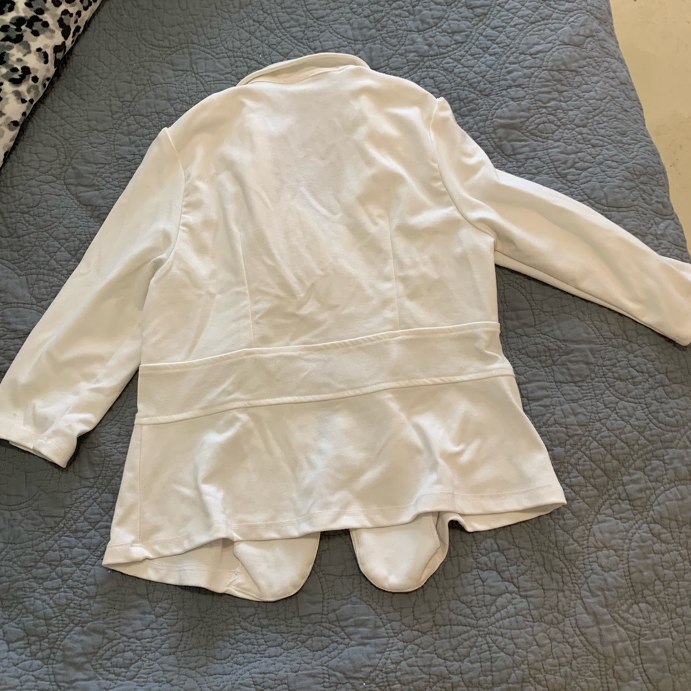 Blazer - Picture 2 of 2